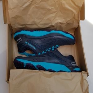 Vasque Womens Trail Running Sneakers